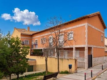 Piso en venta en Villaluenga de la Sagra