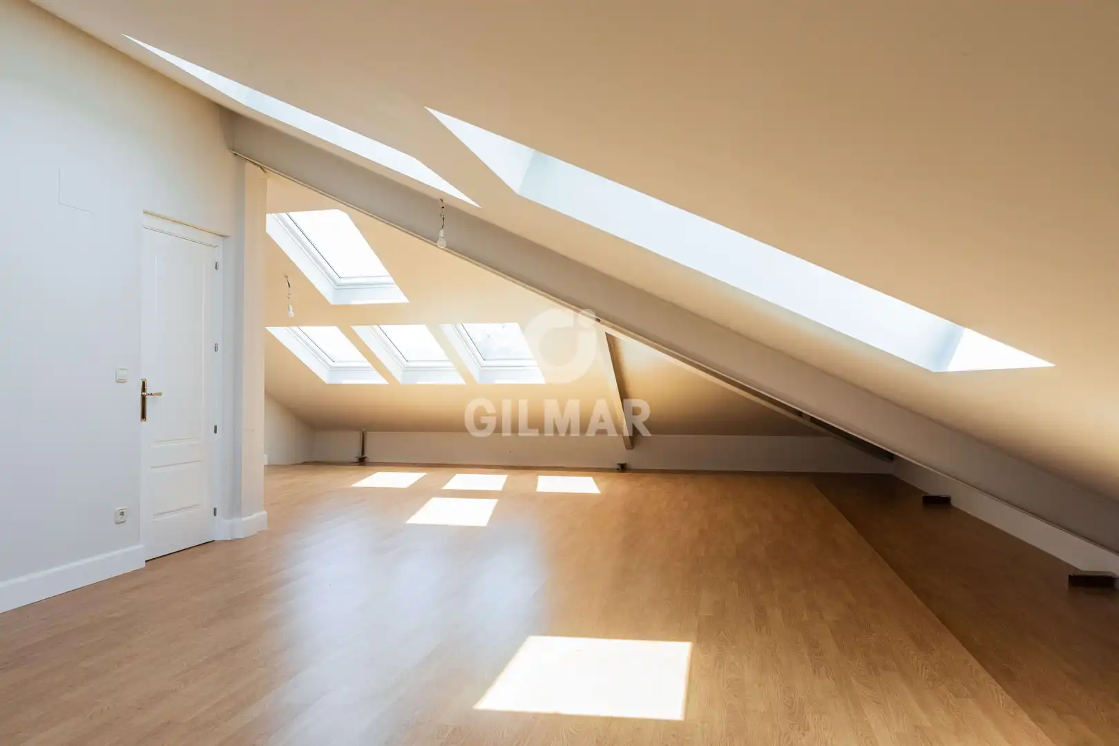 Habitación de Casa o chalet en venta en El Escorial con Calefacción, Jardín privado y Piscina