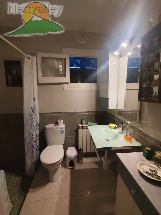 Bathroom of Houses for sale in Dúrcal, Granada