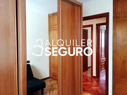 Habitación de Piso de alquiler en Culleredo con Calefacción, Terraza y Trastero