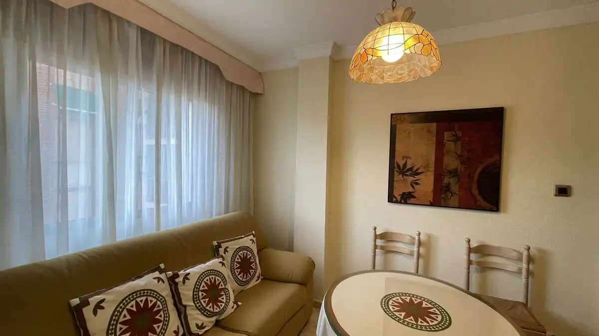 Bedroom of Flat for rent in Granada  with Air Conditioner, Heating and Terrace