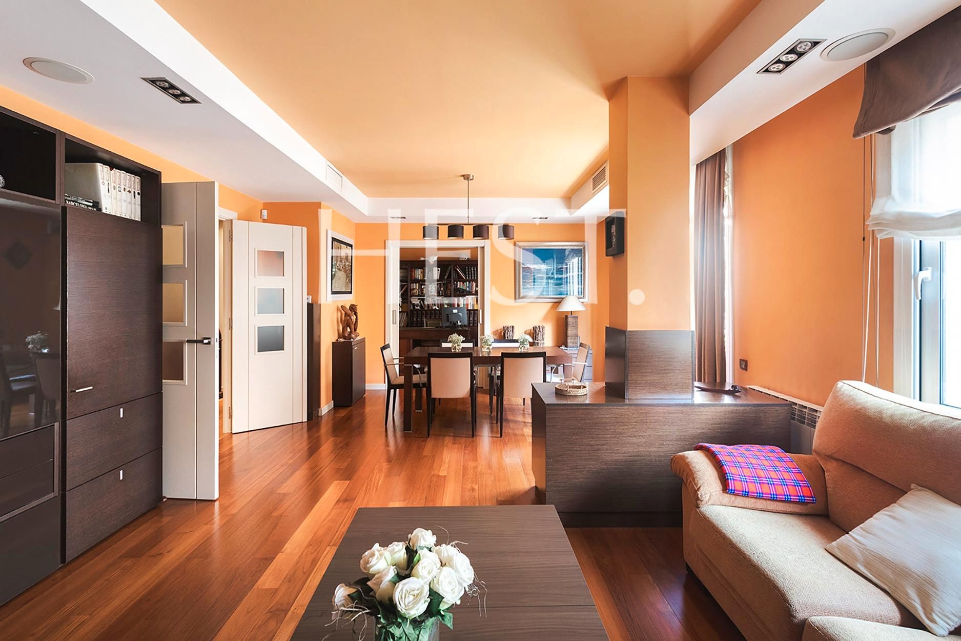 Sala de estar de Piso en venta en  Barcelona Capital con Aire acondicionado, Calefacción y Parquet