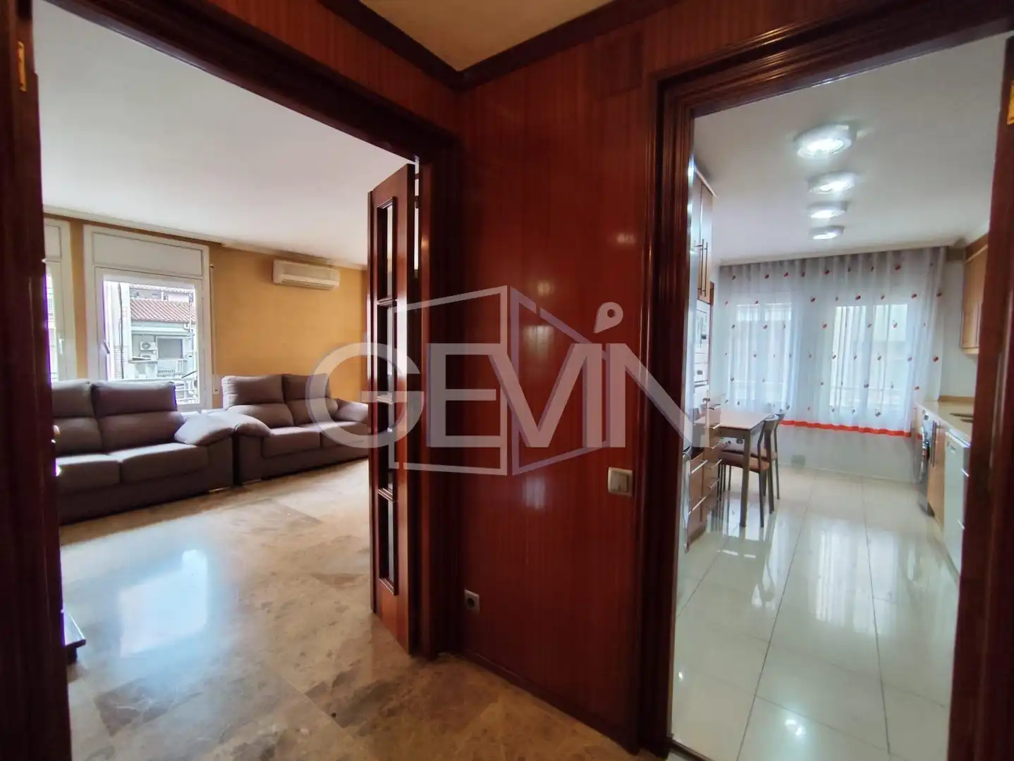 Piso en venta en La Llagosta con Calefacción