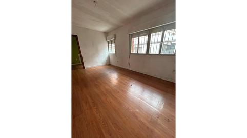 Foto 3 de Piso en venta en Silvio Abad, 65, Zofio, Madrid