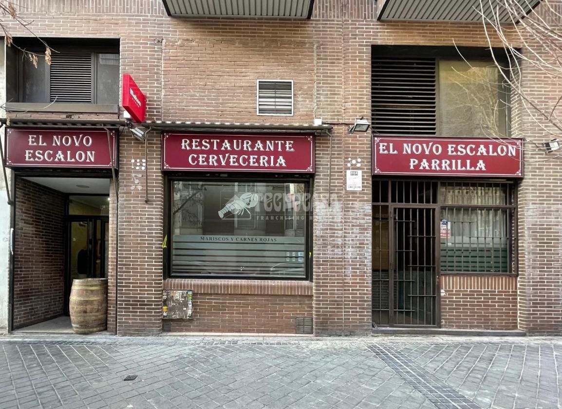 Vista exterior de Local en venta en  Madrid Capital