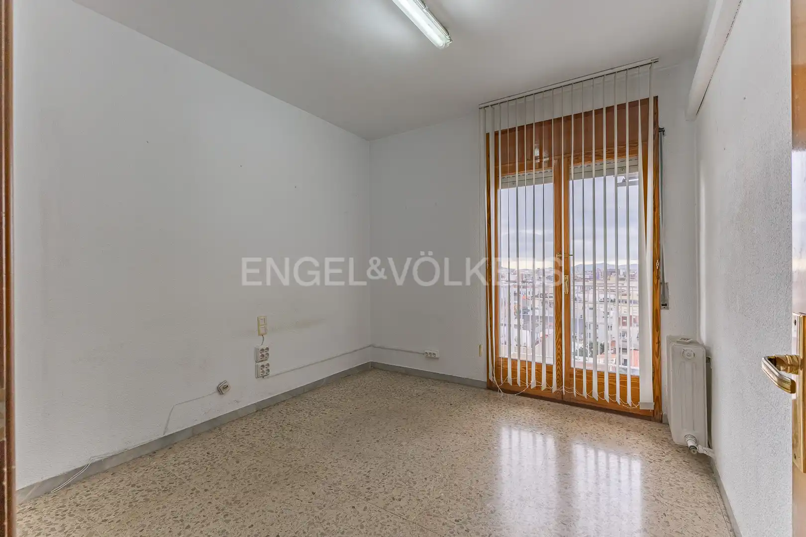 Ático en venta en Sabadell con Calefacción, Terraza y Balcón