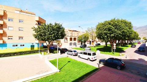 La mejor oportunidad de inversión !!! oficina con 1.164 metros  3 locales  2 trasteros  8 plazas de garaje !!!!!, Bild 2
