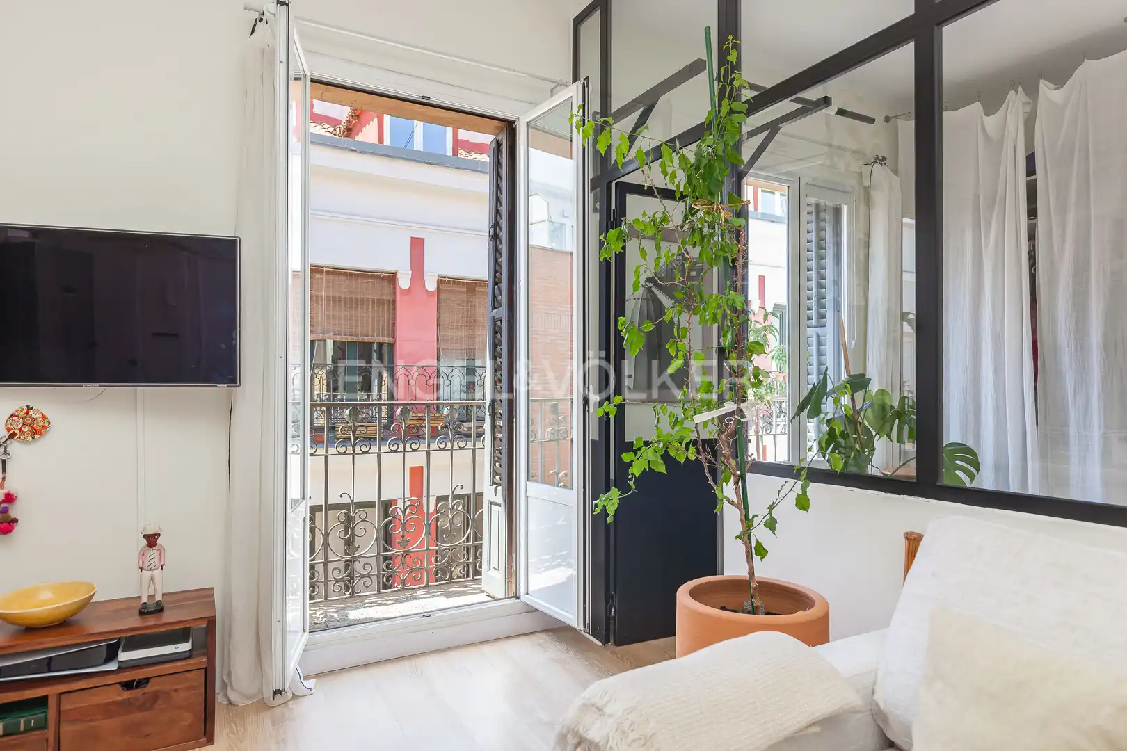 Piso en venta en Universidad - Malasaña