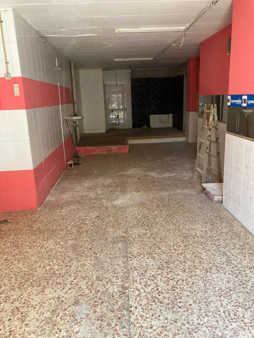 Local commercial à louer à Centre - Eixample – Can Llobet, imagen 13