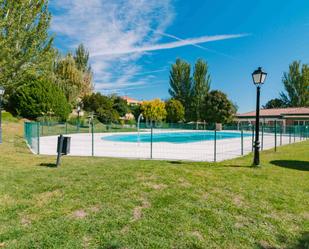 Swimming pool of House or chalet for sale in La Moraleja