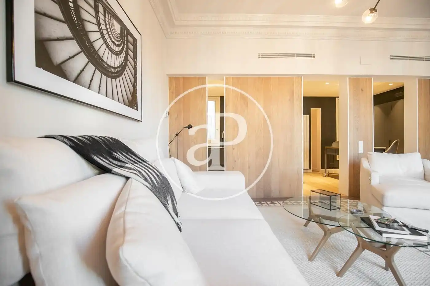 Sala de estar de Piso en venta en Barcelona con Aire acondicionado, Calefacción y Amueblado