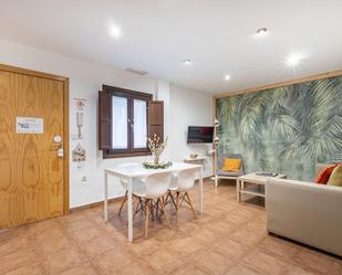 Flat for sale in  Granada Capital  with Air Conditioner, Heating and Balcony