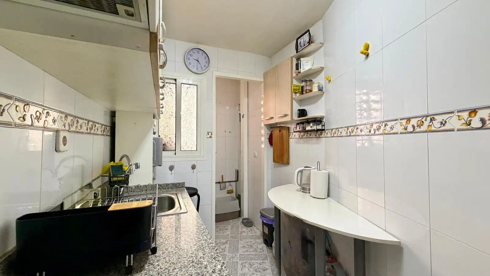Kitchen of Flat for sale in Esplugues de Llobregat  with Heating, Terrace and Balcony
