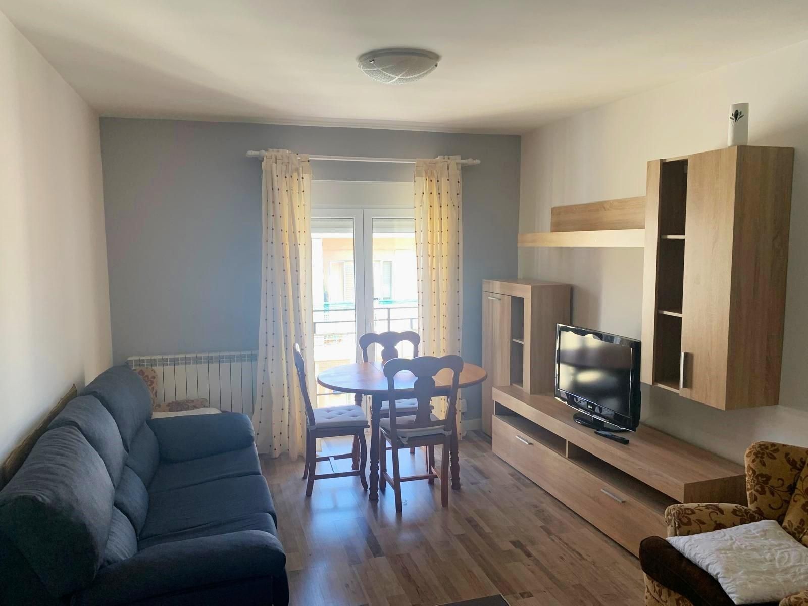 Sala d'estar de Pis de lloguer en Ávila Capital amb Calefacció i Terrassa