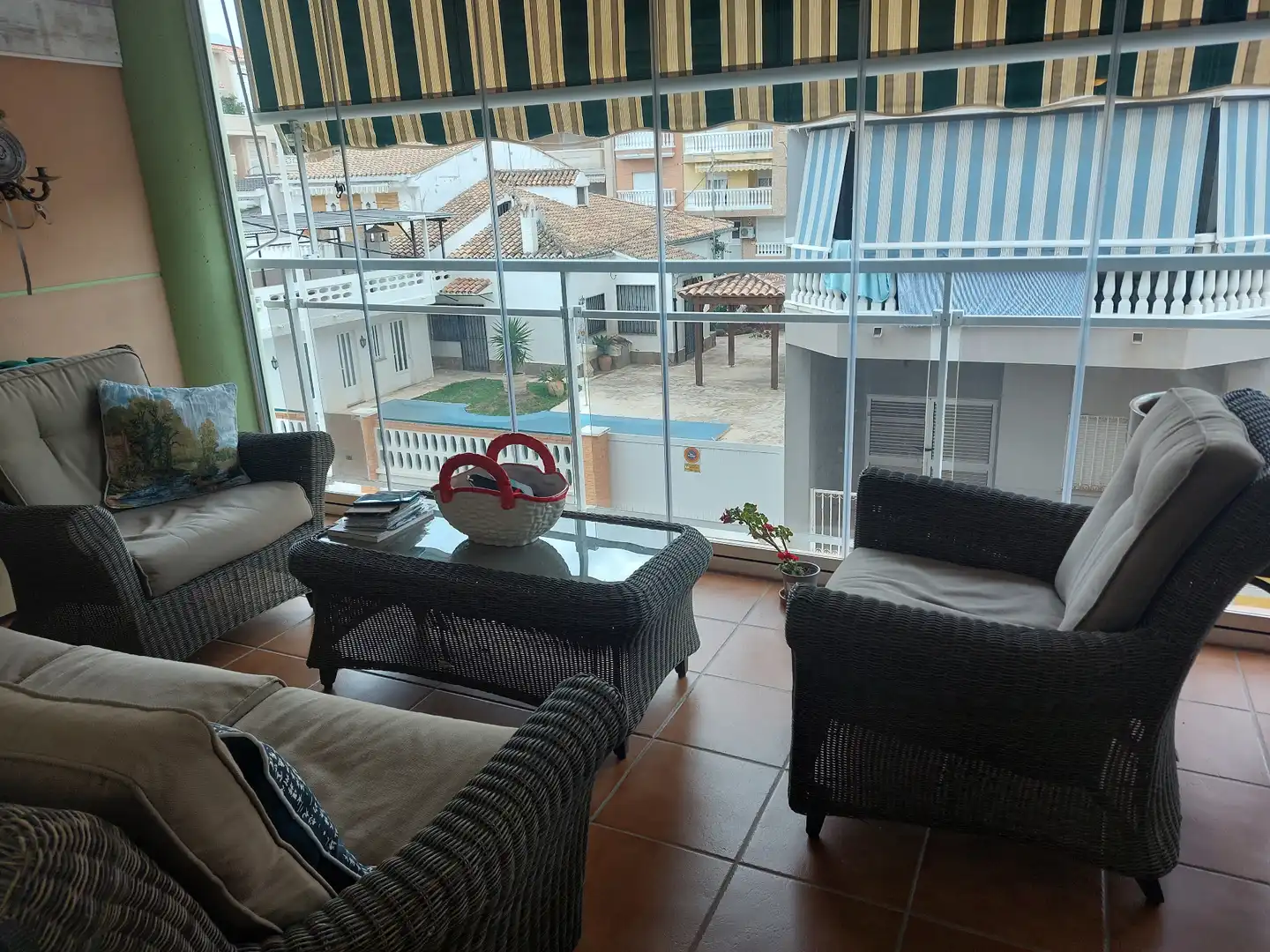 Appartement compact avec ascenseur à vendre à Carrer Hernán Cortés 41