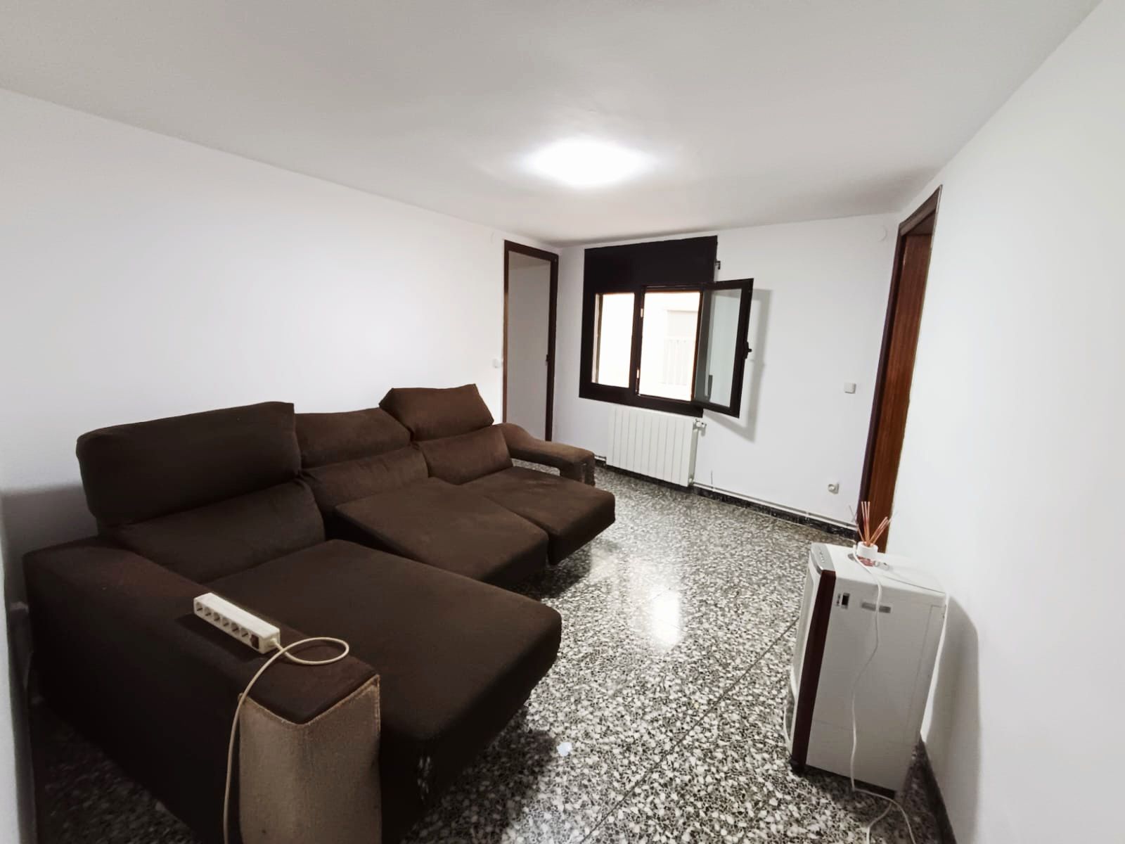 Sala d'estar de Casa adosada en venda en Avinyonet del Penedès amb Calefacció, Jardí privat i Terrassa