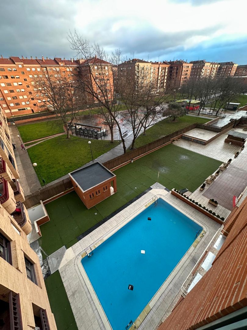 Swimming pool of Flat for sale in  Logroño  with Heating, Parquet flooring and Storage room