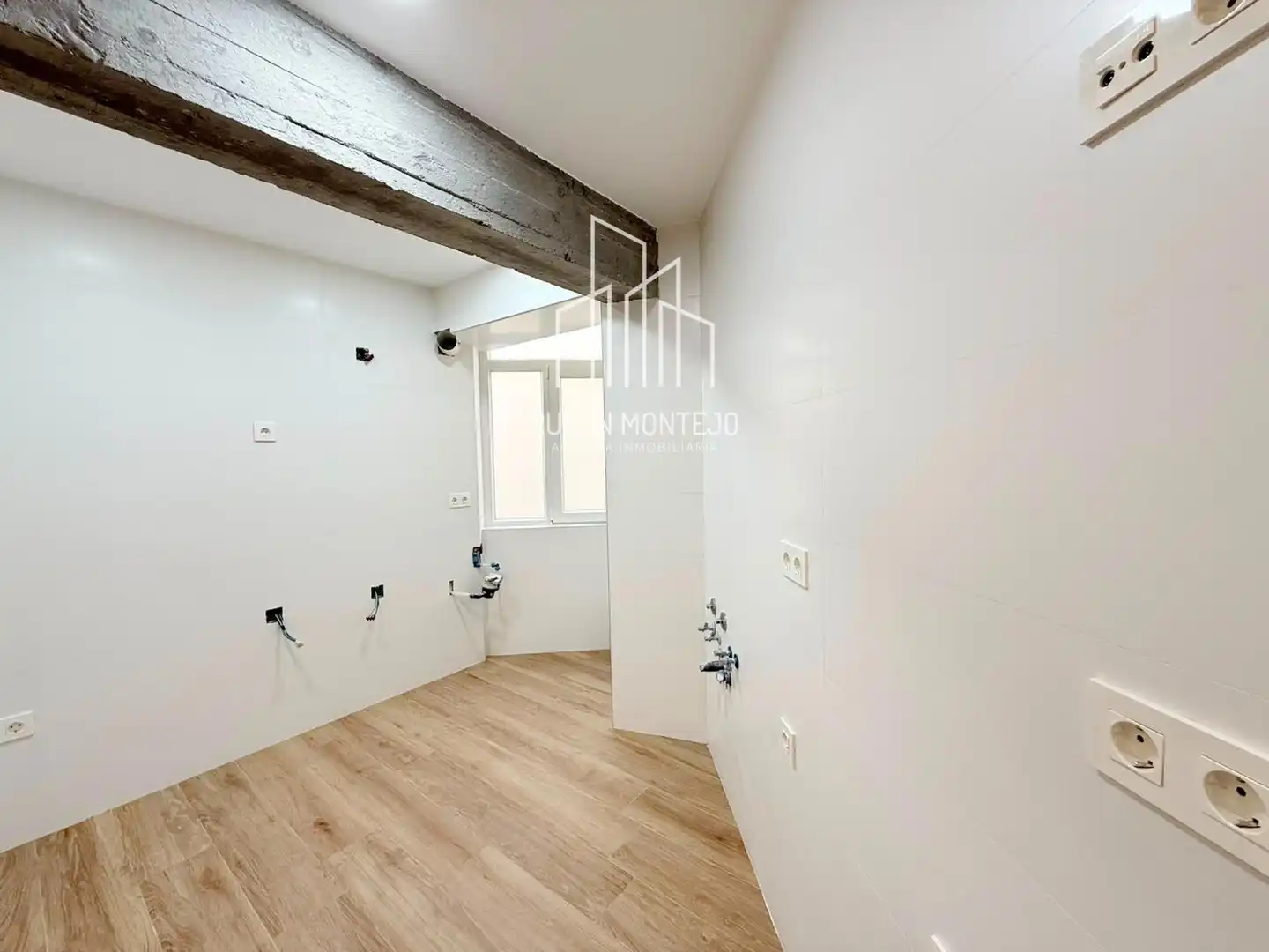 Bany de Pis en venda en Salamanca amb Calefacció, Terrassa i Balcó