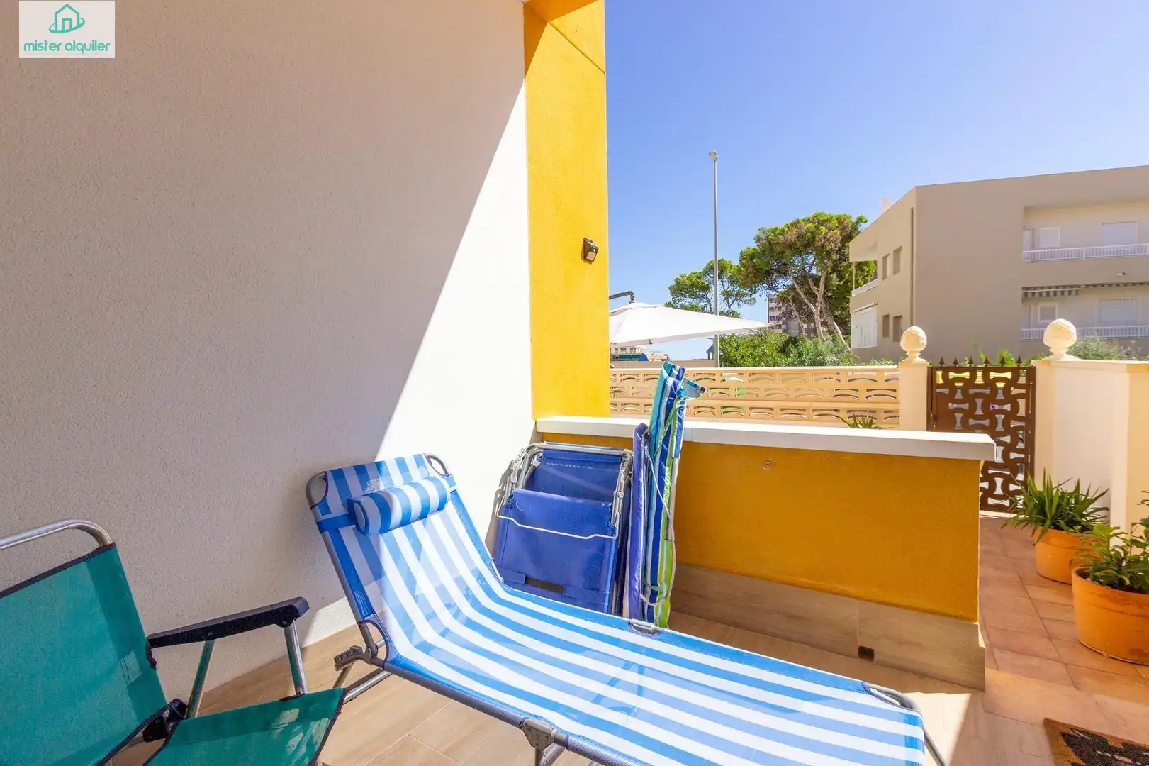 Jardín de Planta baja de alquiler en El Campello con Aire acondicionado, Calefacción y Jardín privado