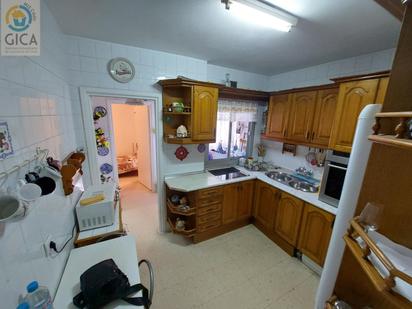 Kitchen of Flat for sale in Algeciras  with Air Conditioner, Heating and Terrace