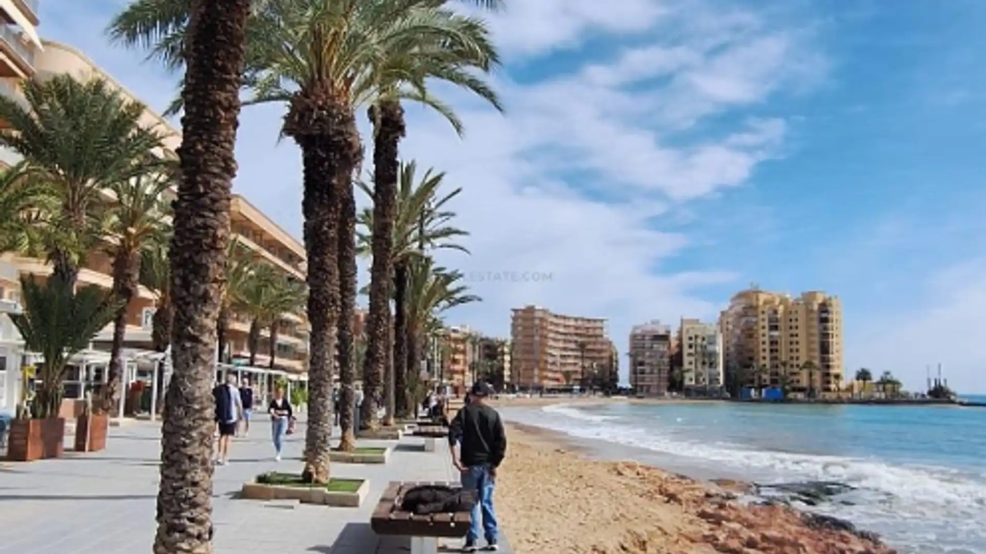 Vista exterior de Piso en venta en Móstoles con Terraza y Amueblado