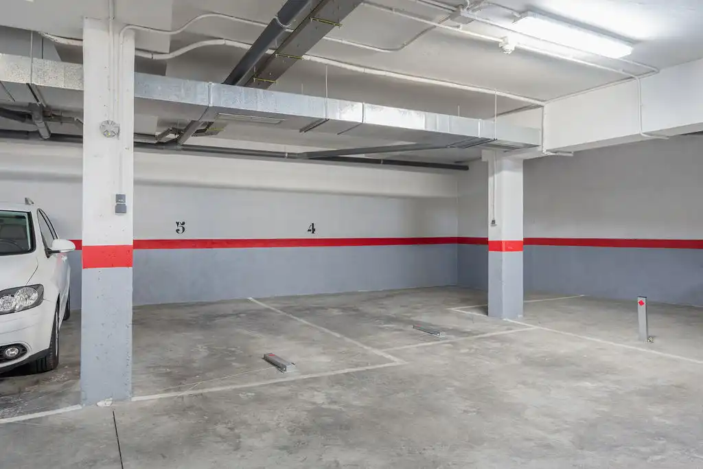 Parking avec ascenseur à vendre à Eugenio Serrano, imagen 4