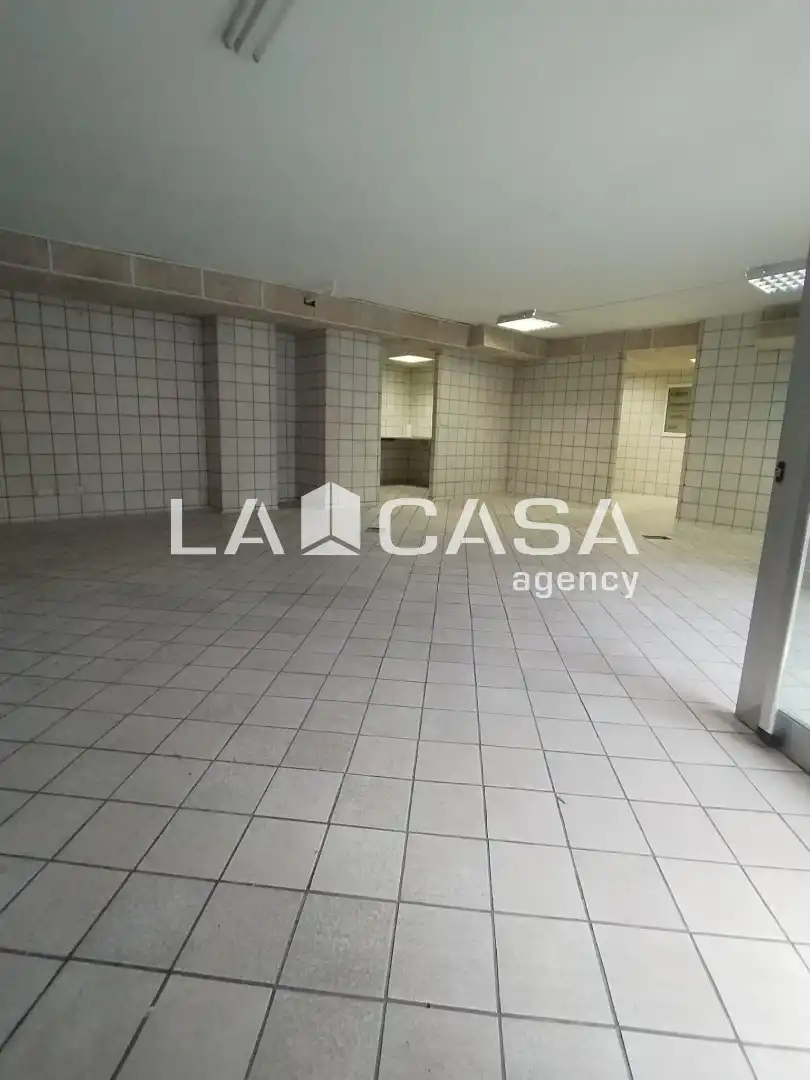 Local comercial en venda a Congost