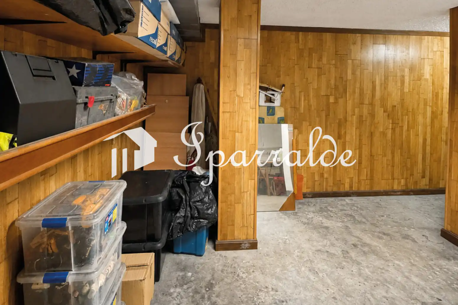 Garaje en venta en Irun 