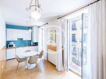 Appartement avec balcon à louer à Calle de la Escalinata