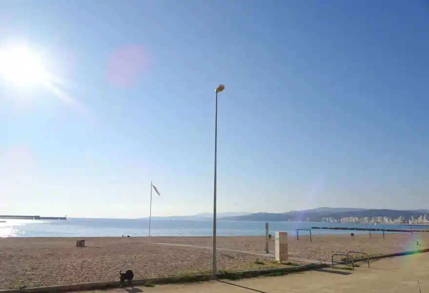 Vista exterior de Piso de alquiler en Palamós con Aire acondicionado, Calefacción y Parquet