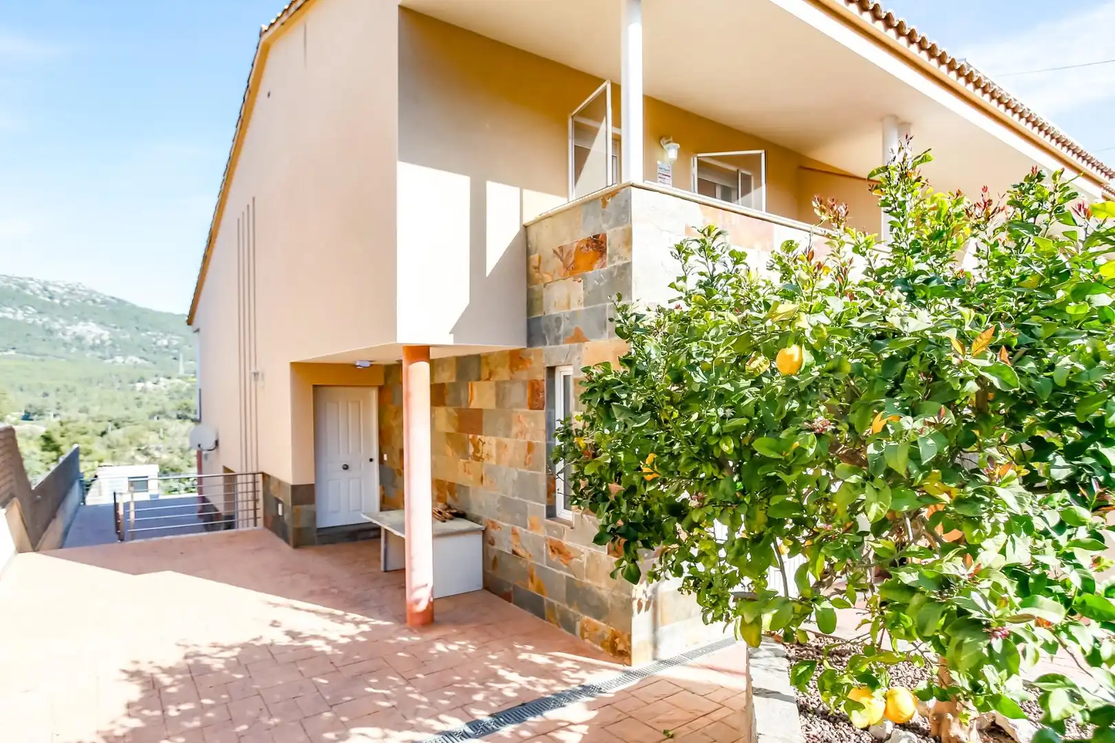 Casa a schiera con piscina in vendita a Carrer Carrer Pamplona, imagen 4