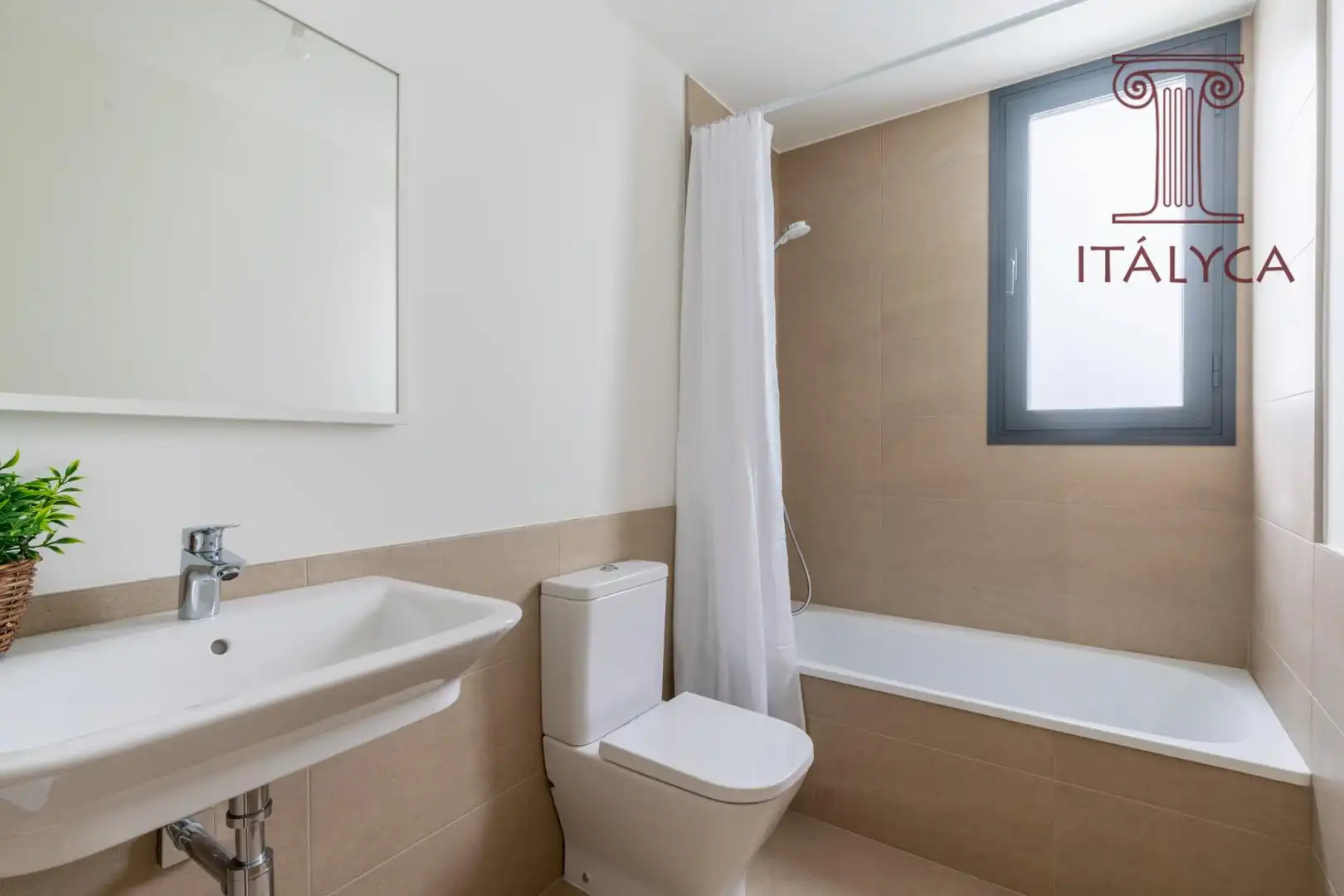 Bathroom of Detached homes for sale in Mairena del Aljarafe  with Heating, Private garden and Terrace