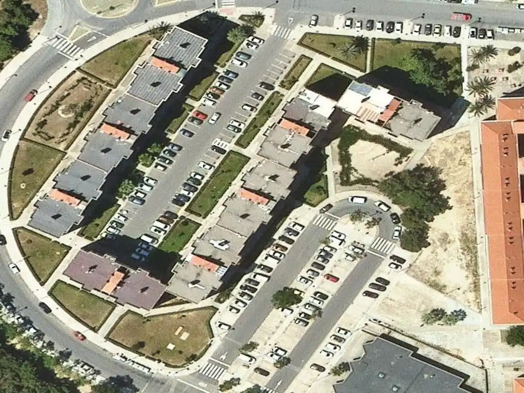 Pis en venda a CL RIU LLOBREGAT 18 6 1º B