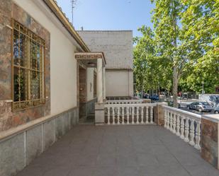 Vista exterior de Casa o xalet en venda en  Granada Capital amb Terrassa