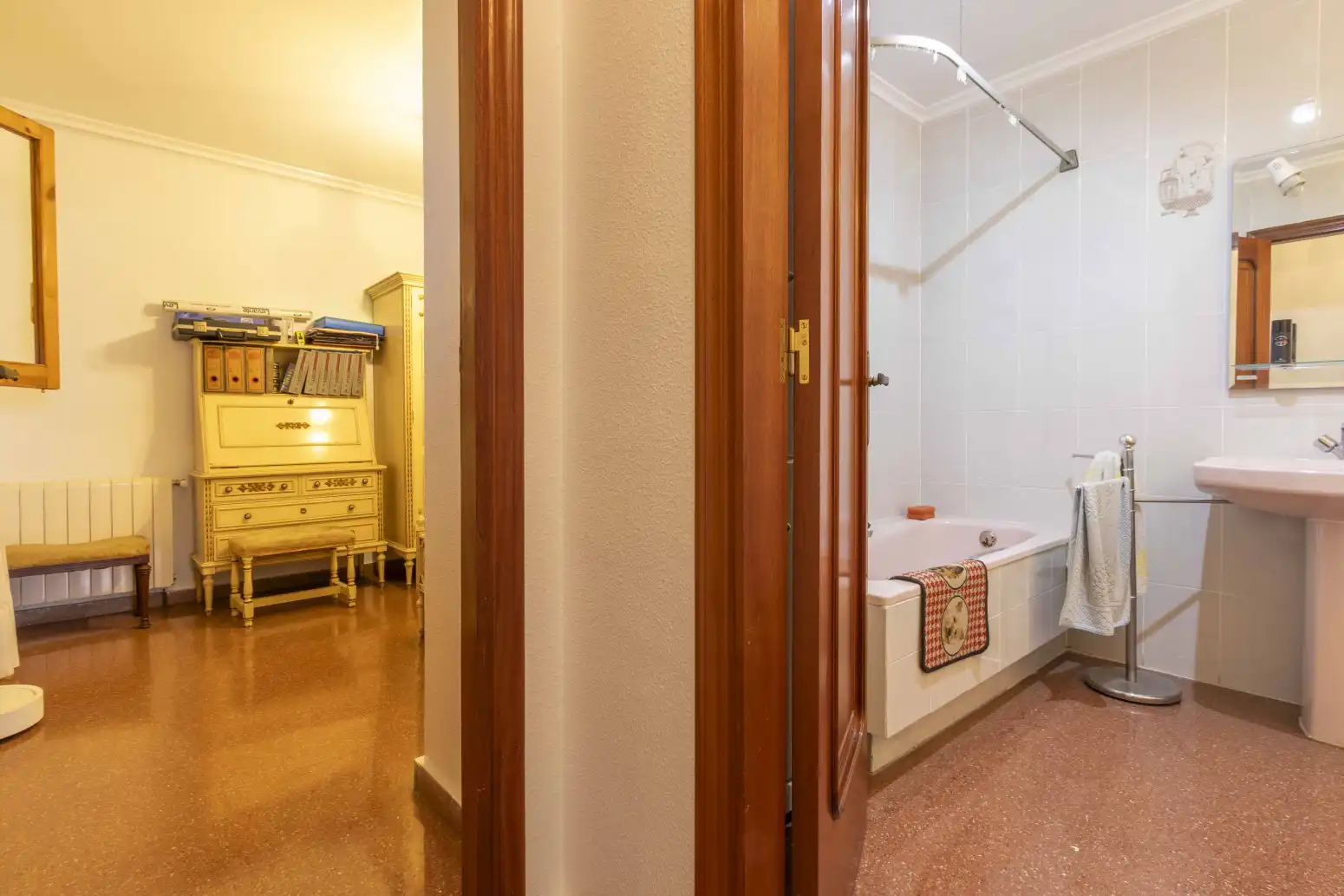 Bany de Casa adosada en venda en Sagunto / Sagunt amb Terrassa i Balcó