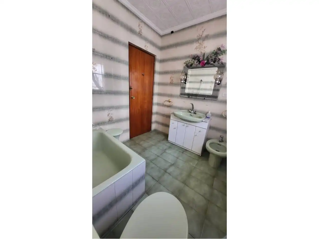 Badezimmer von Dachboden zum Verkauf in  Logroño mit Terrasse und Abstellraum