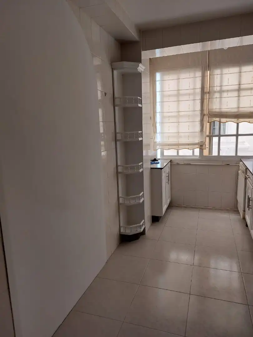 Kitchen of Flat for rent in Santiago de Compostela   with Heating, Furnished and Oven