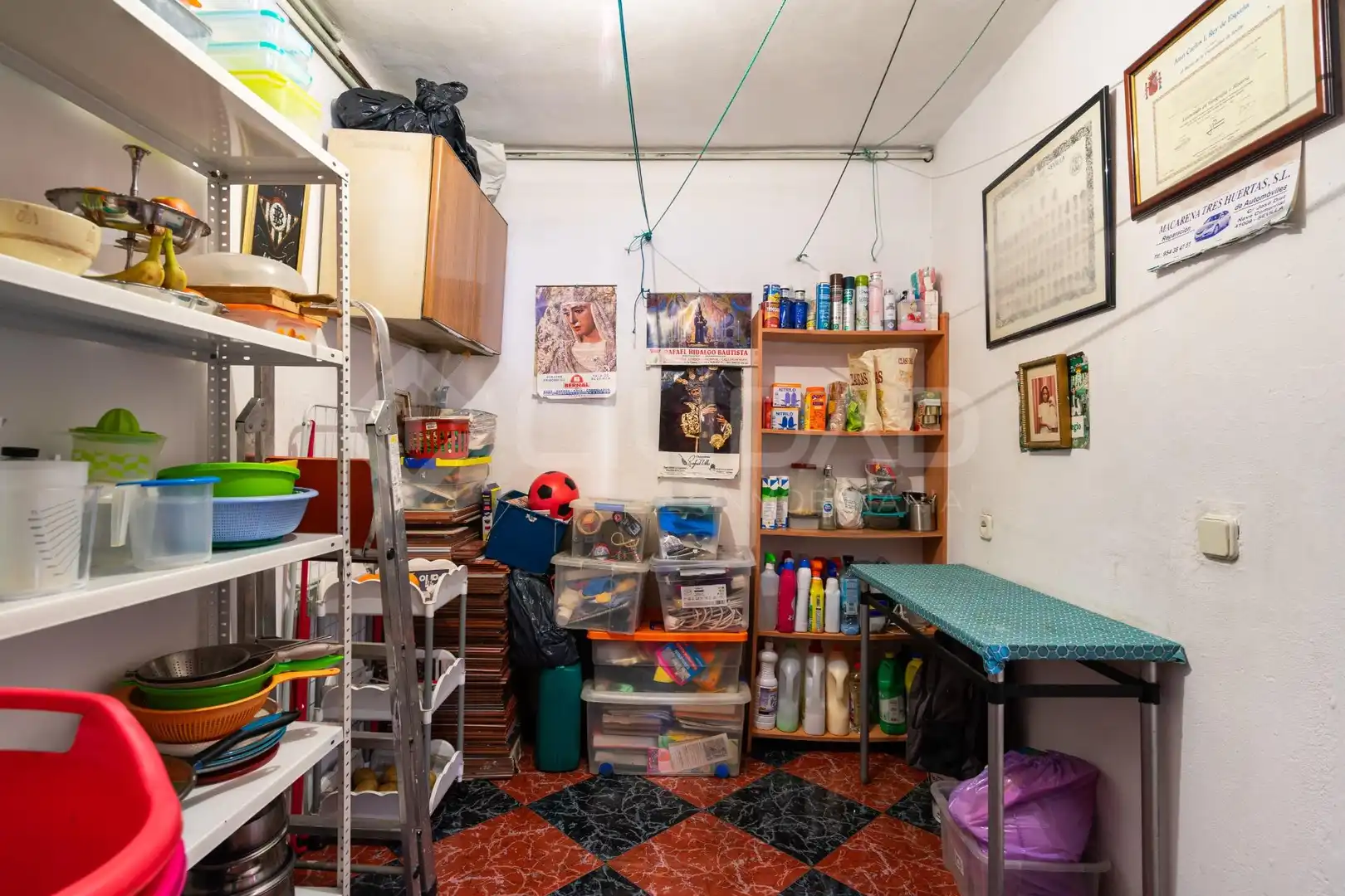Flat for sale in Sevilla  with Air Conditioner