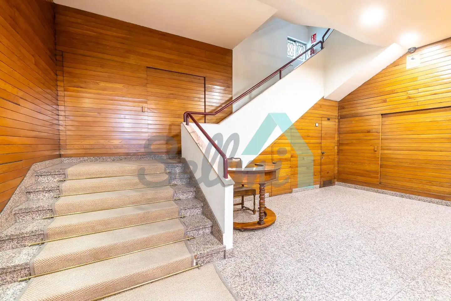 Pis de lloguer en Oviedo  amb Calefacció, Parquet i Moblat