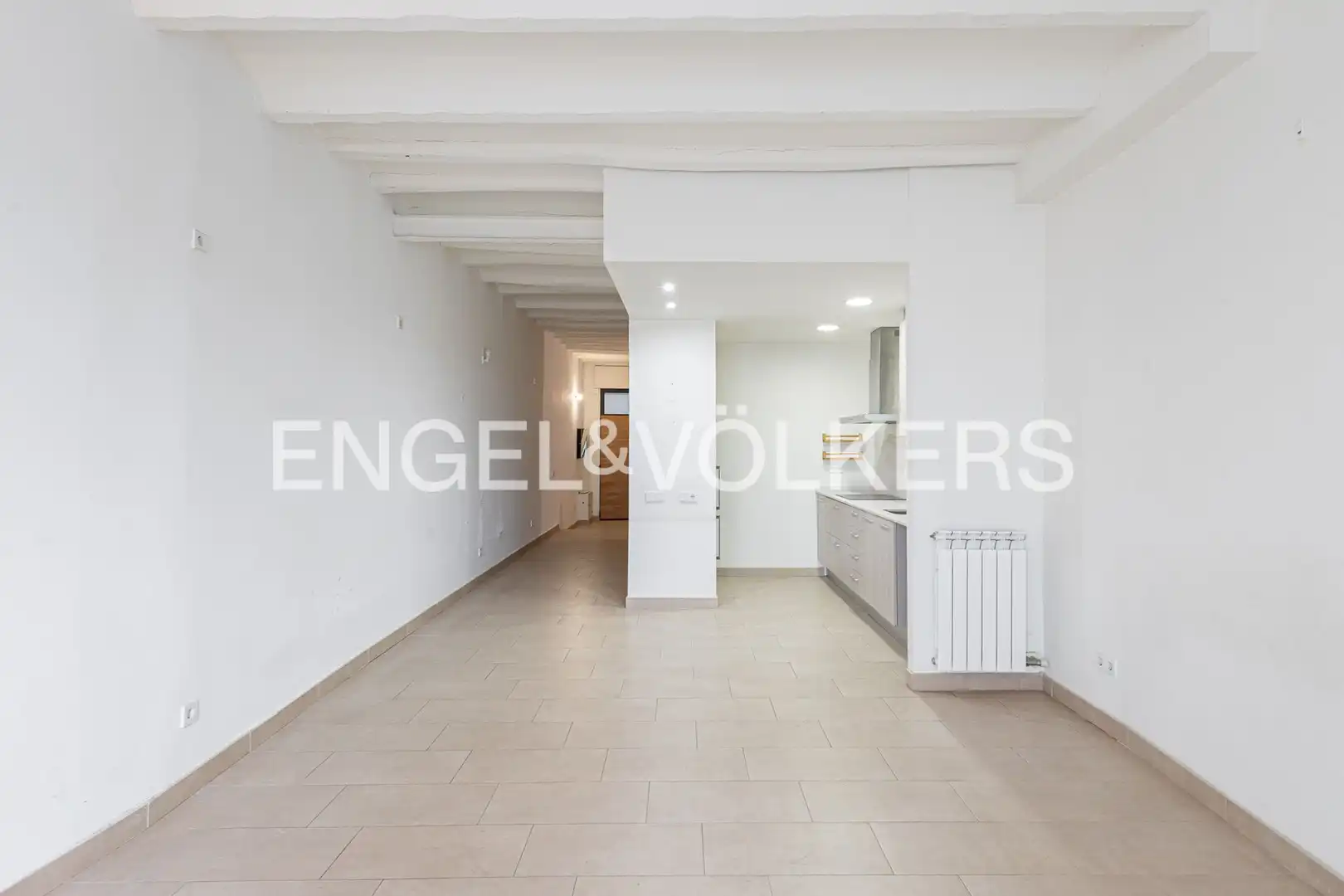 Houses for sale in Barcelona  with Heating and Private garden