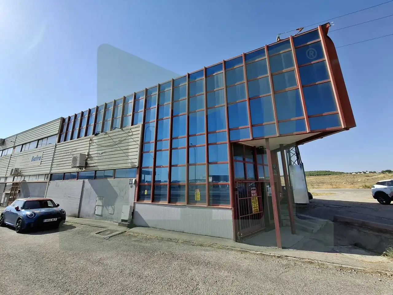 Außenansicht von Fabrikhallen zur Miete in Valdemoro