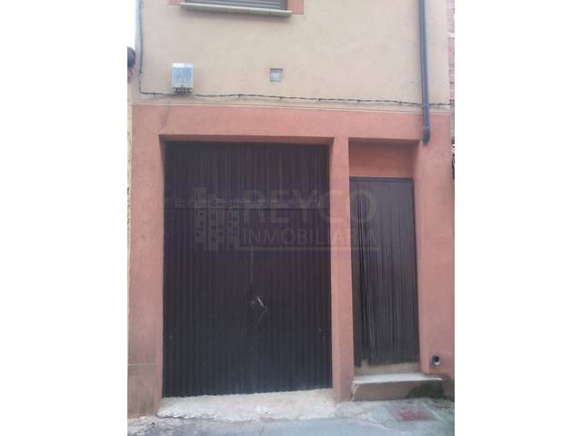 Casa-chalet en Venta en Anguiano