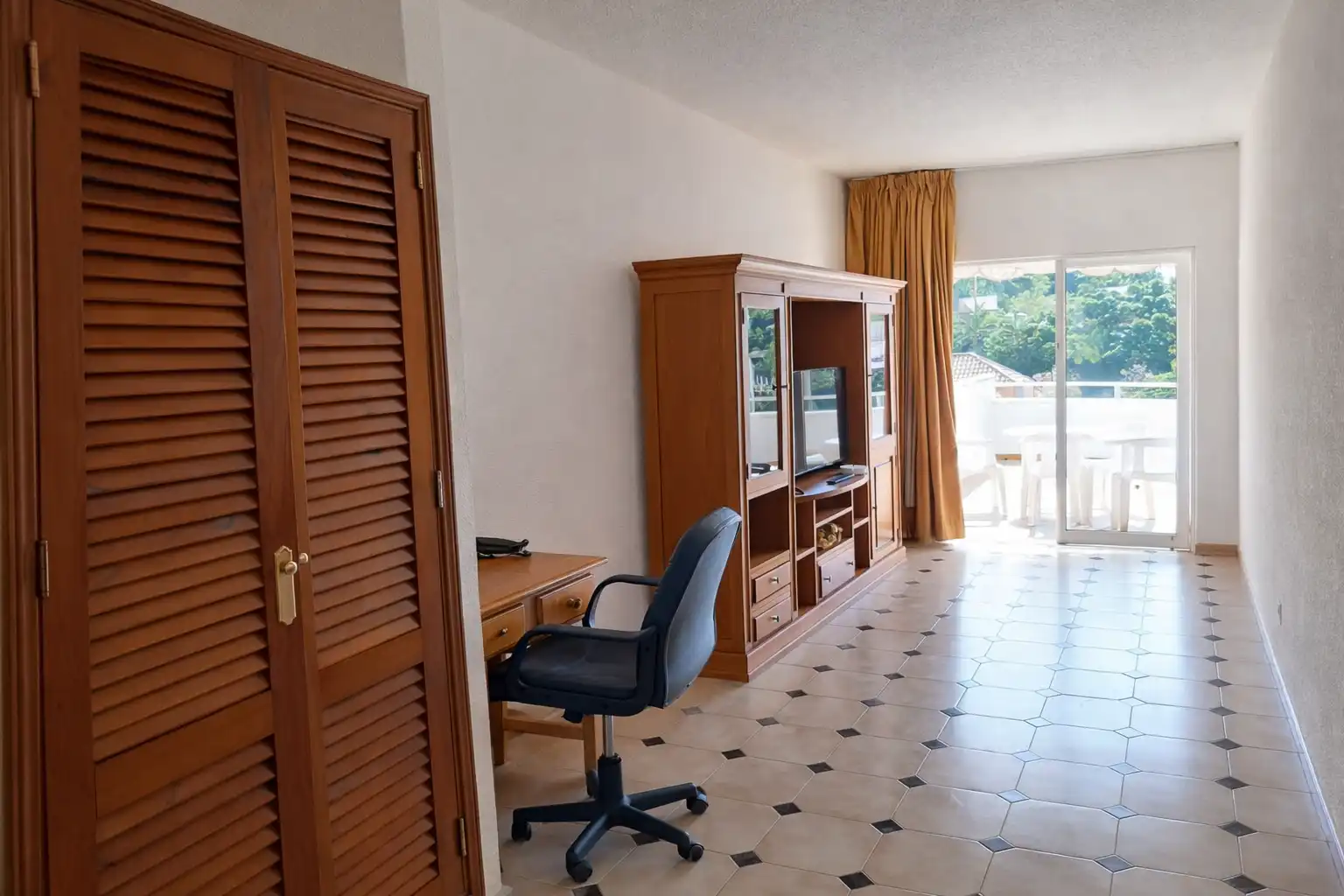 Estudi amb piscina en venda a Costa Adeje, imagen 3