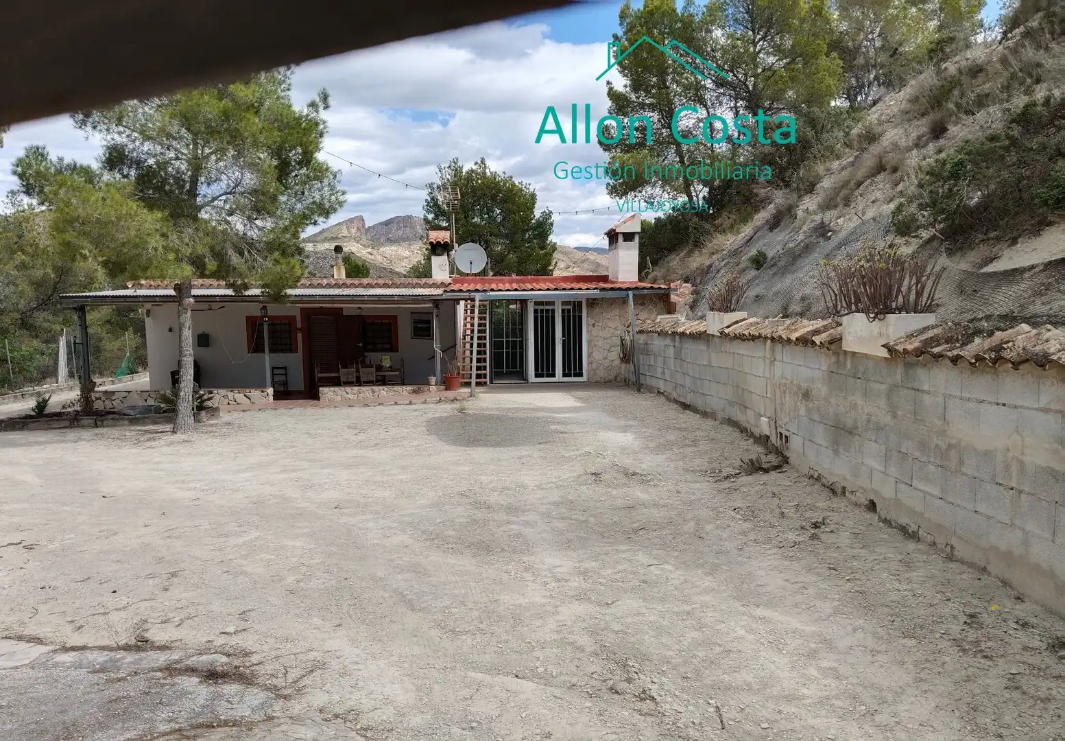 Vista exterior de Finca rústica en venta en Orxeta con Jardín privado, Terraza y Trastero