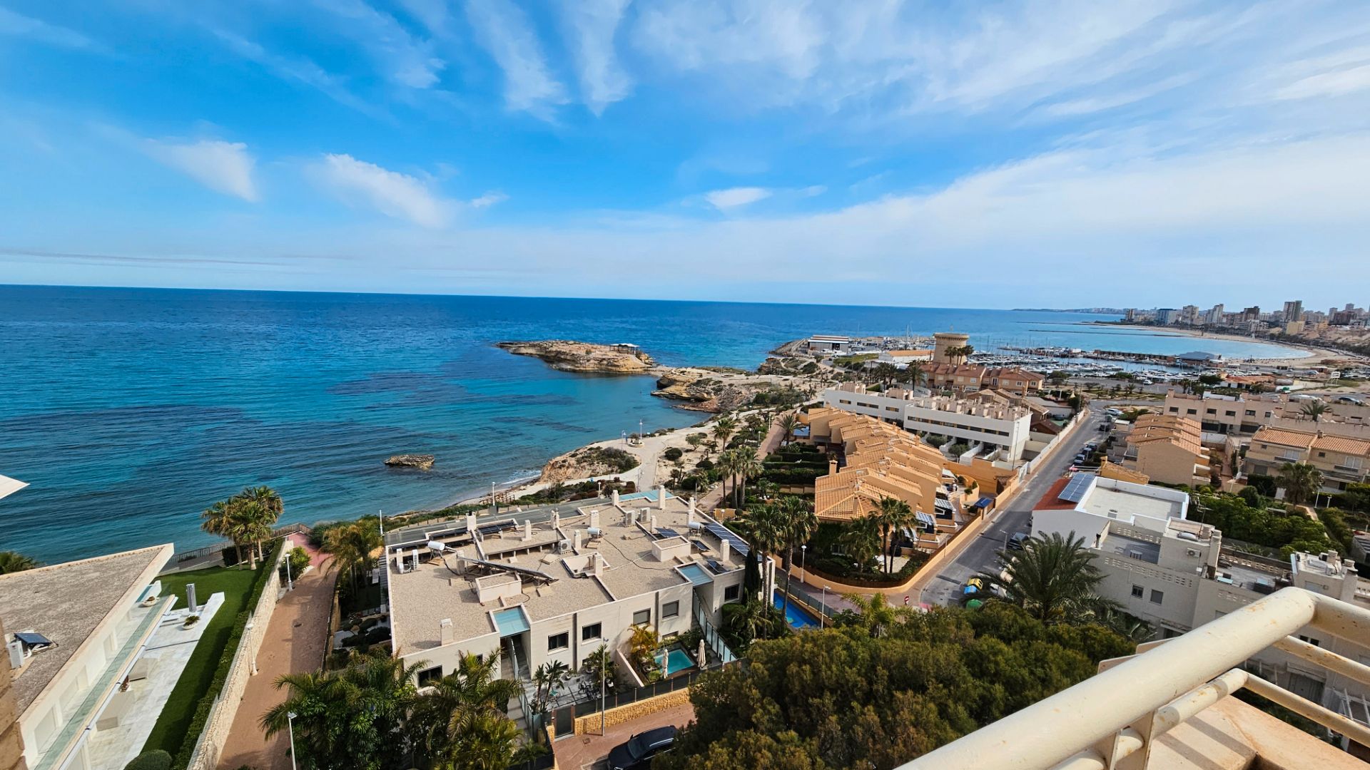 Exterior view of Flat to rent in El Campello  with Air Conditioner, Heating and Private garden