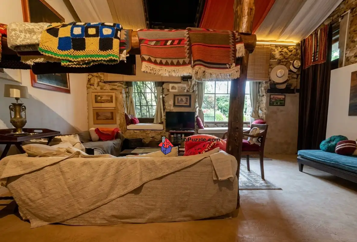 Sala d'estar de Casa o xalet en venda en Torrecaballeros amb Calefacció