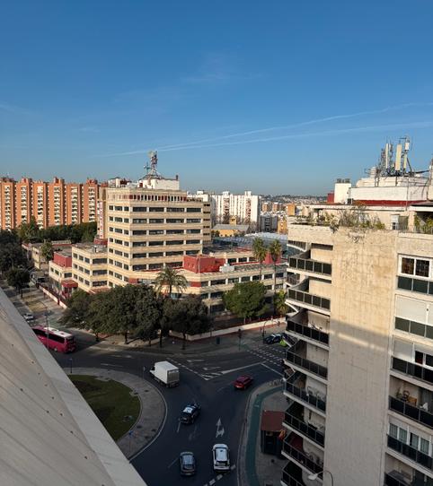 Photo 2 of Attic for rent in Avenida de la República Argentina, 41, Los Remedios,  Sevilla Capital