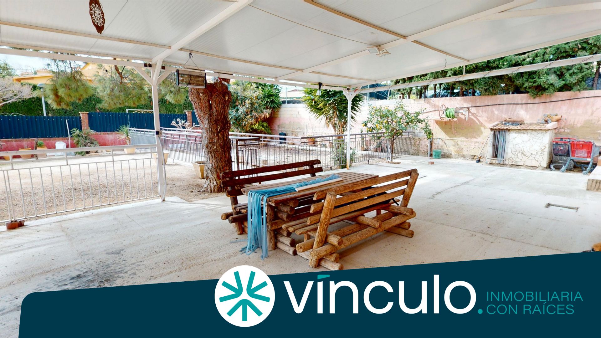 Casa o chalet en venta en San Vicente del Raspeig / Sant Vicent del Raspeig con Aire acondicionado, Calefacción y Jardín privado