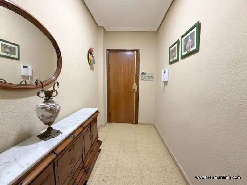 Piso en venta en Valencia con Aire acondicionado, Calefacción y Horno