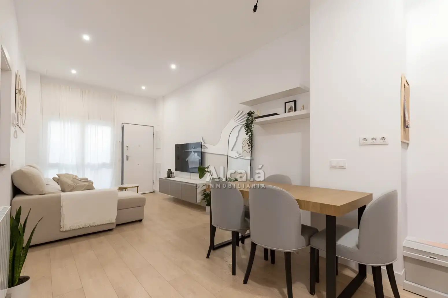 Living room of Flat for sale in Alcalá de Henares  with Heating